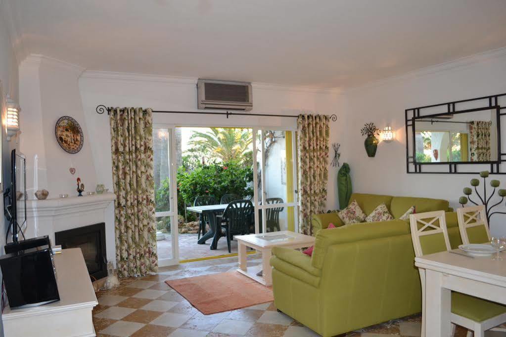 Waterside Village Apartments Luz Exterior foto